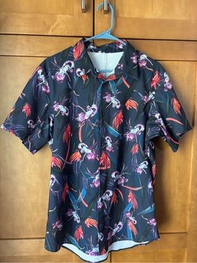 Men’s Hawaiian print golf shirt